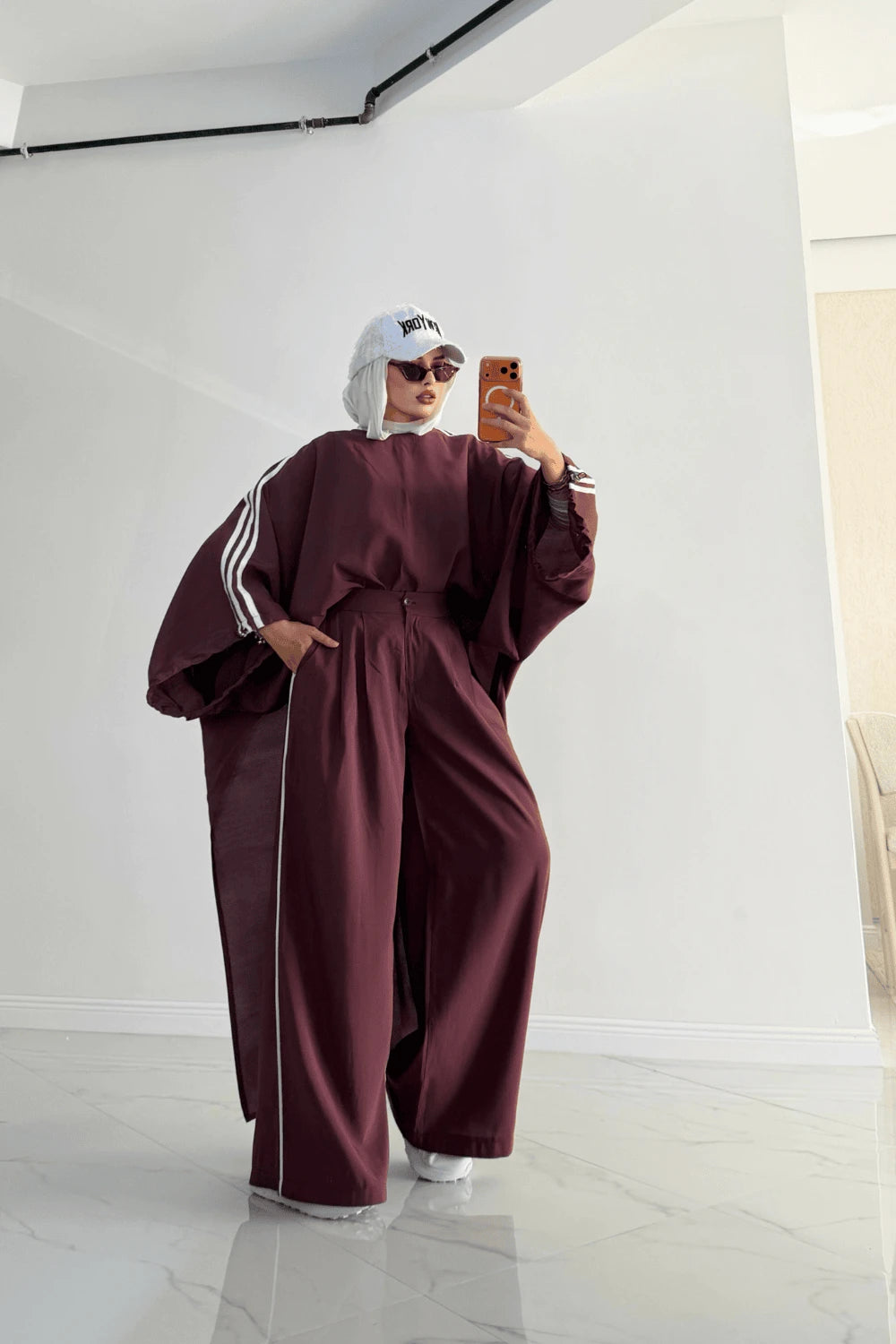 ENSEMBLE SPORT CHIC 2026