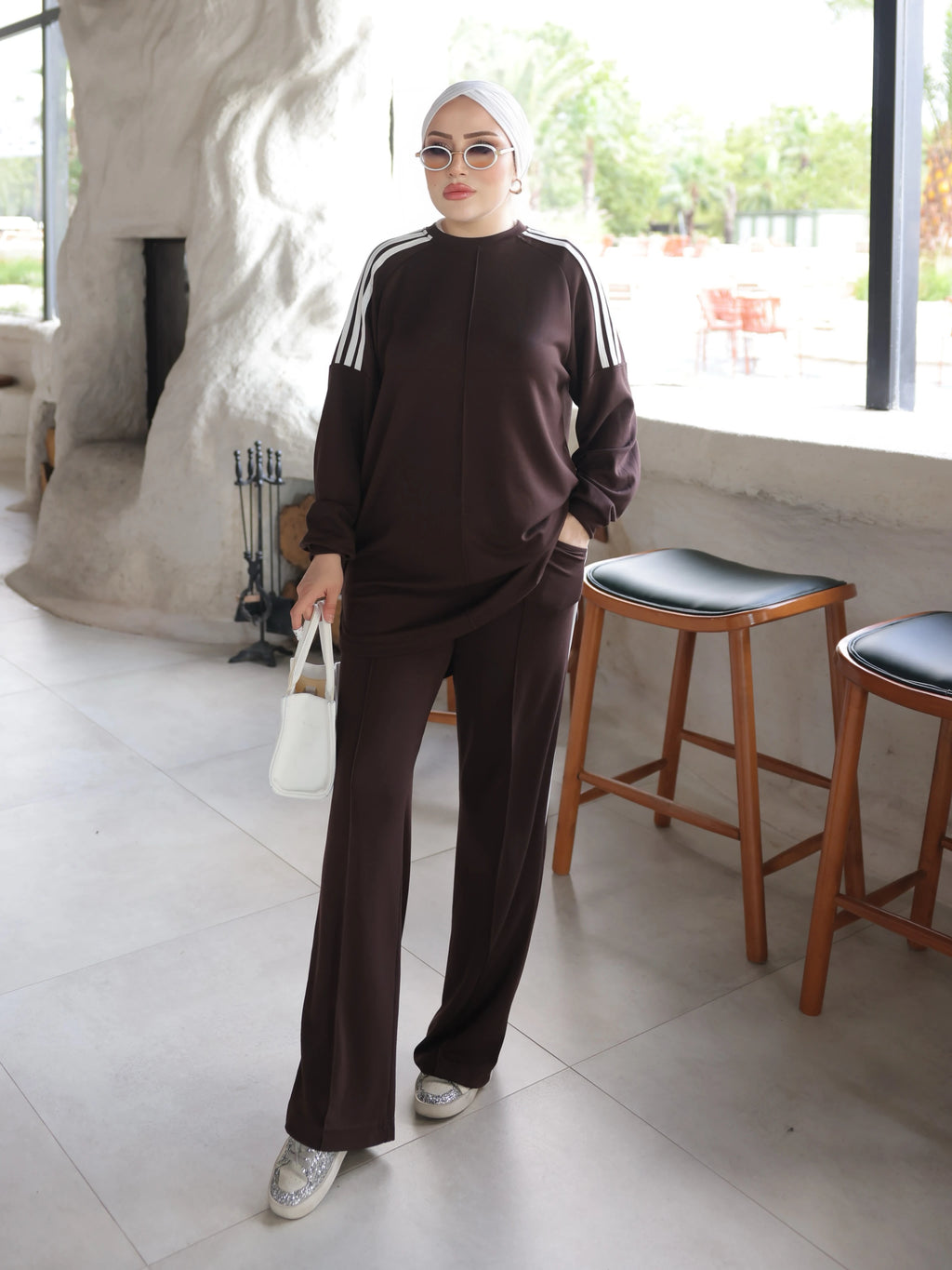 ENSEMBLE SPORT CHIC